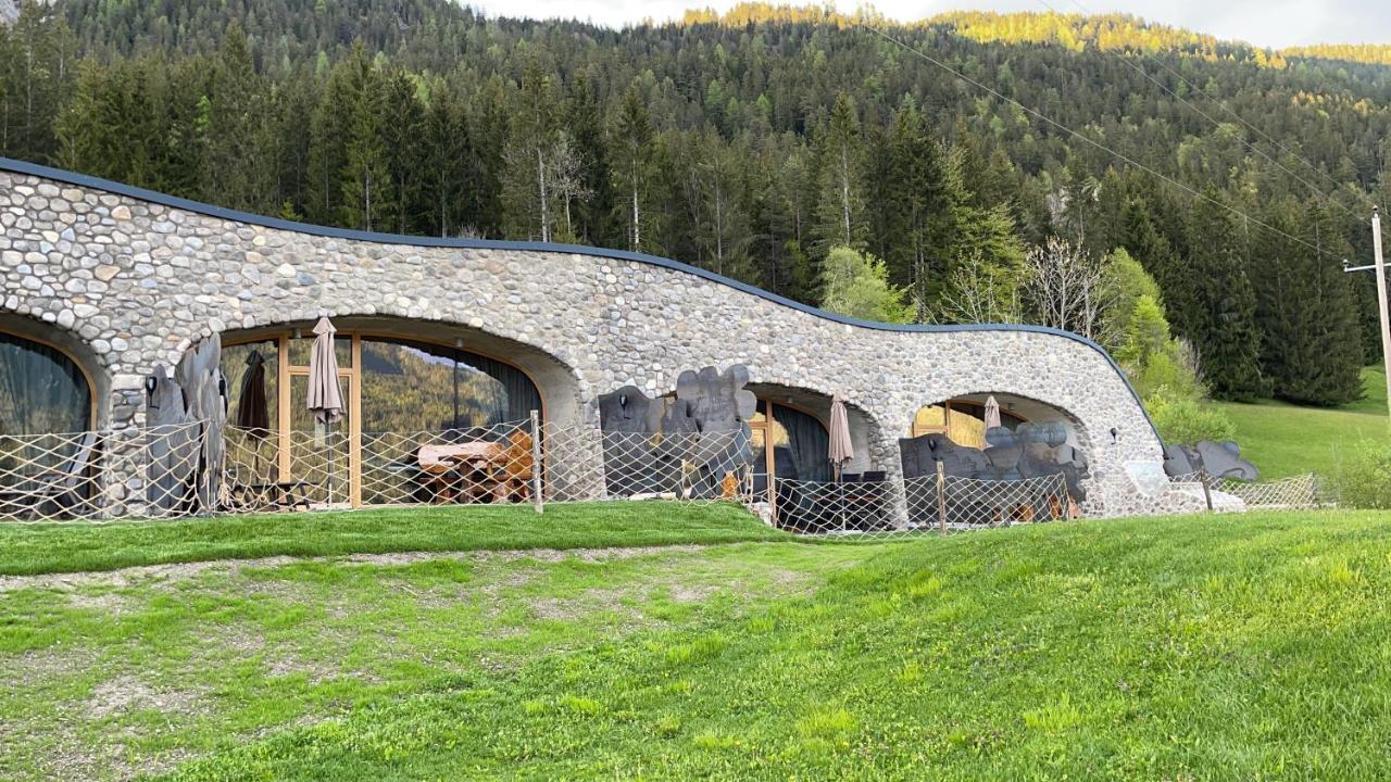 Erdhaeuser Und Apartments Mit Seeblick Und Alleinlage Weissensee Exteriör bild