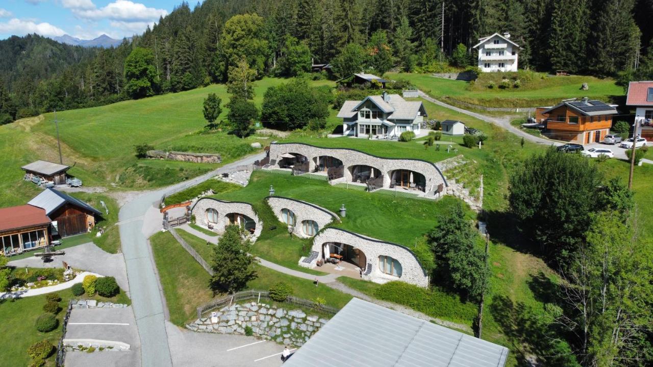 Erdhaeuser Und Apartments Mit Seeblick Und Alleinlage Weissensee Exteriör bild